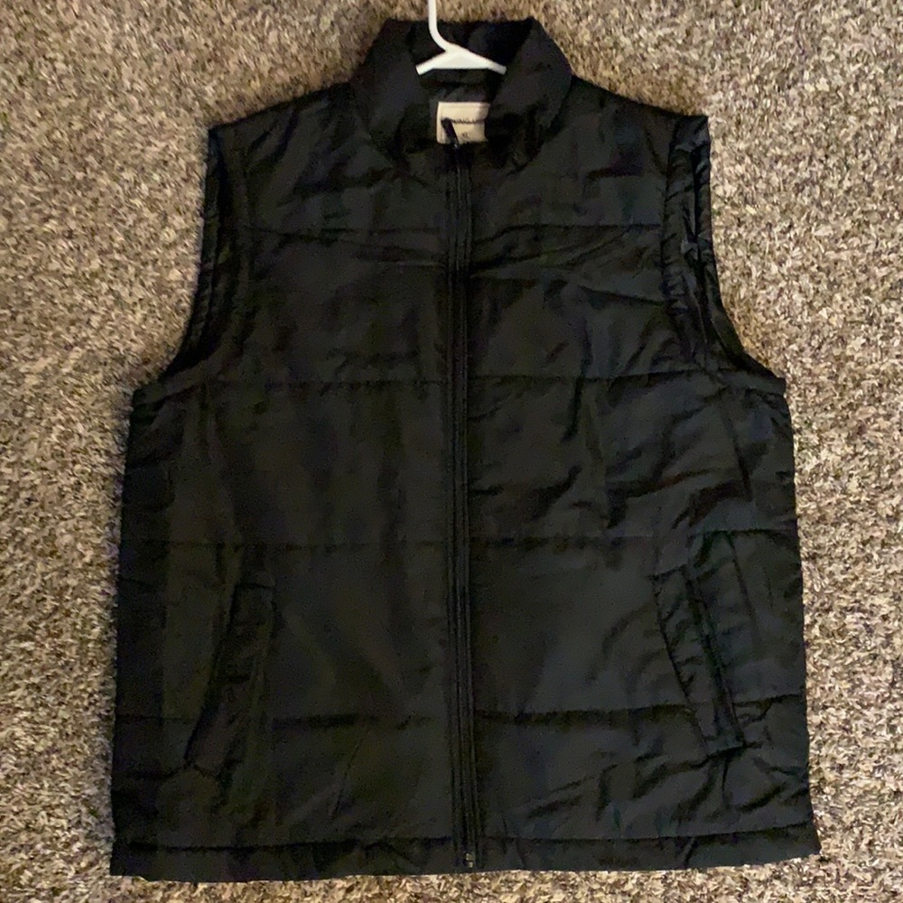 All black vest